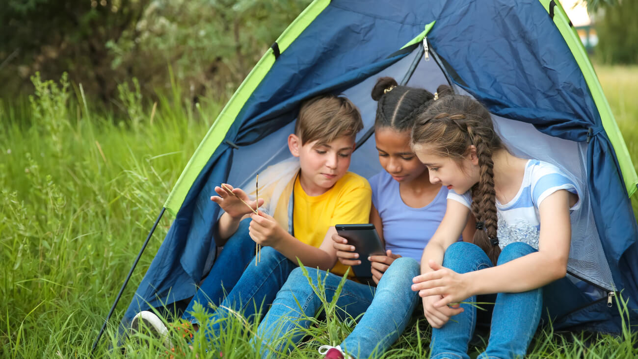 Kids camping