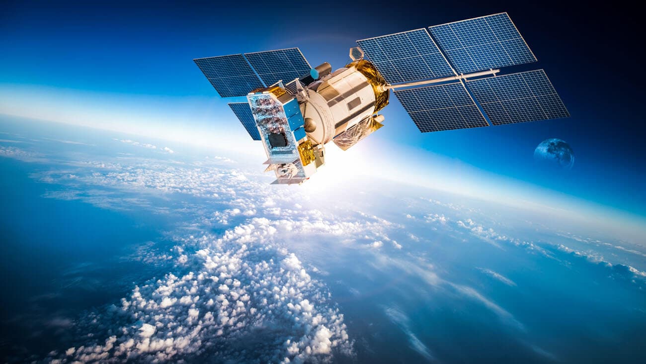 Optus and Lynk conduct live demonstration of LEO satellite-to-mobile technology in Australia