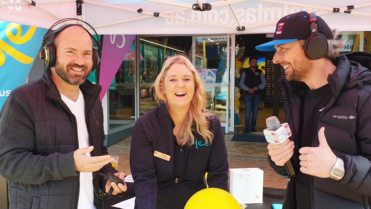 Yes to Tasmania: Devonport opens their new Optus store