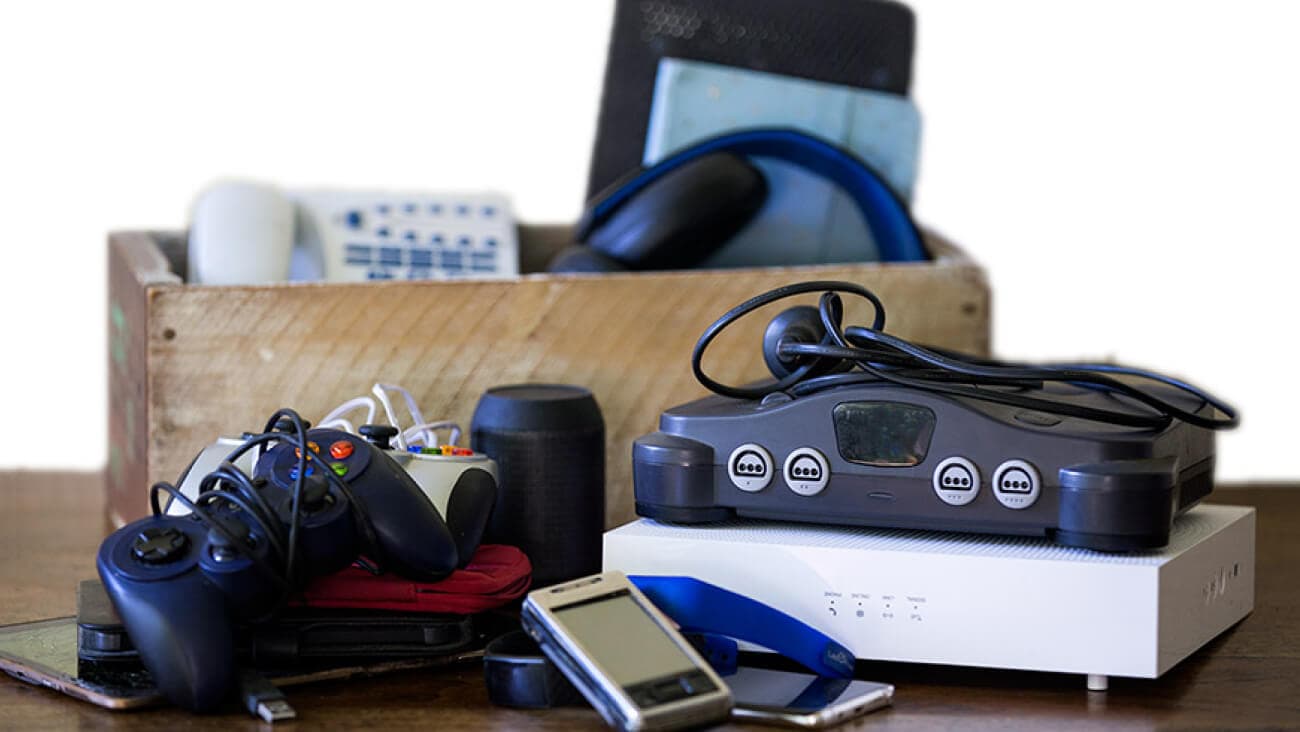 Different types of electronic devices
